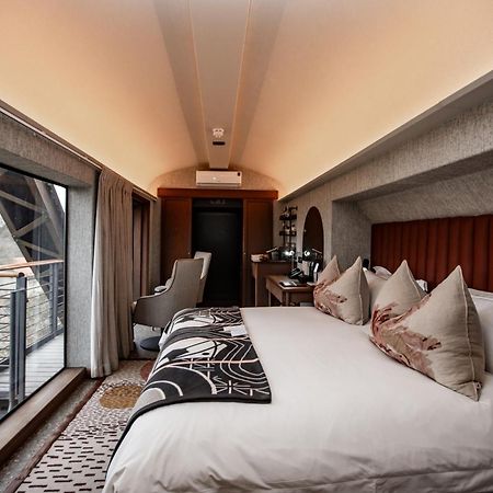 Kruger Shalati - Train on The Bridge&Garden Suites Skukuza Exterior foto