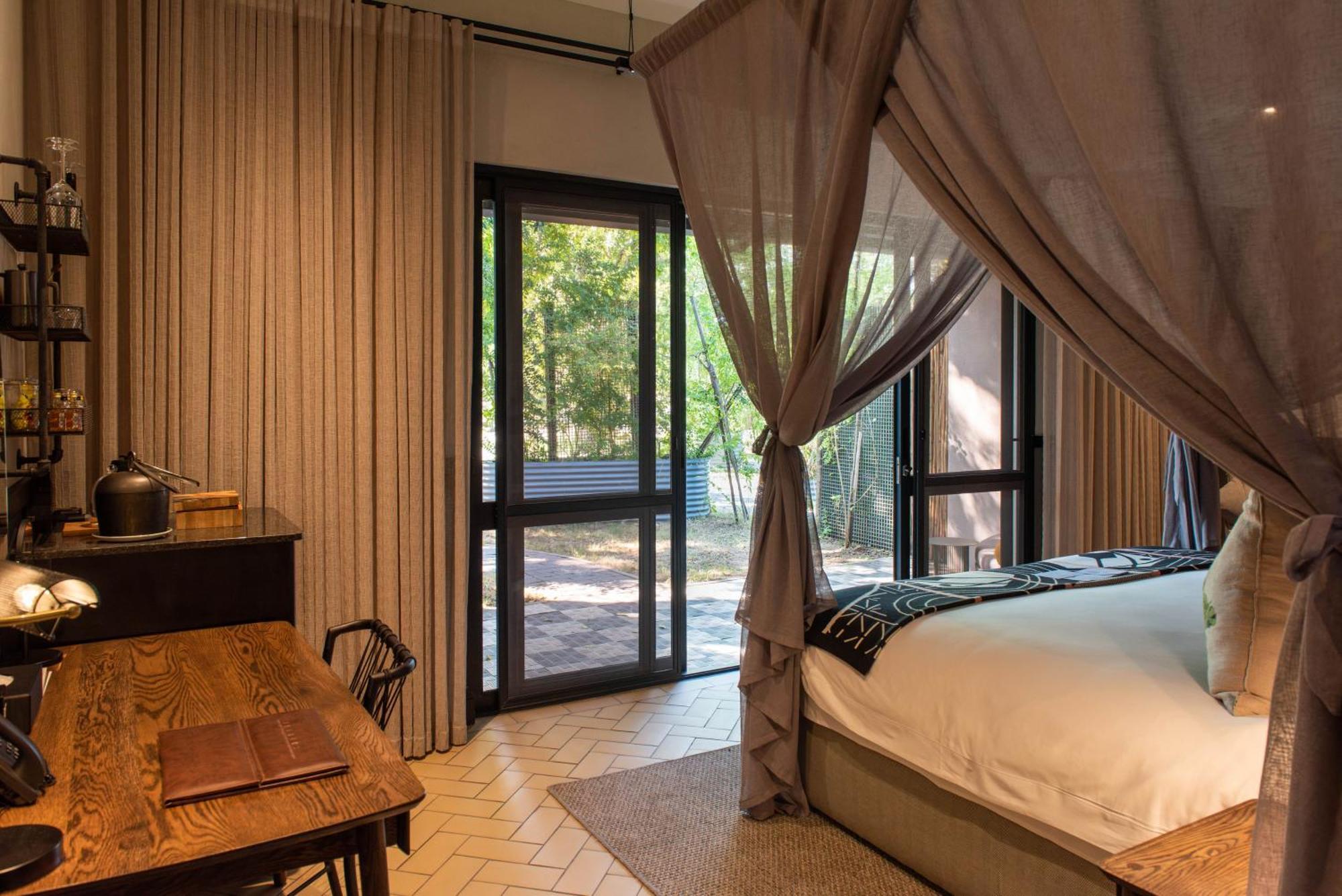 Kruger Shalati - Train on The Bridge&Garden Suites Skukuza Exterior foto