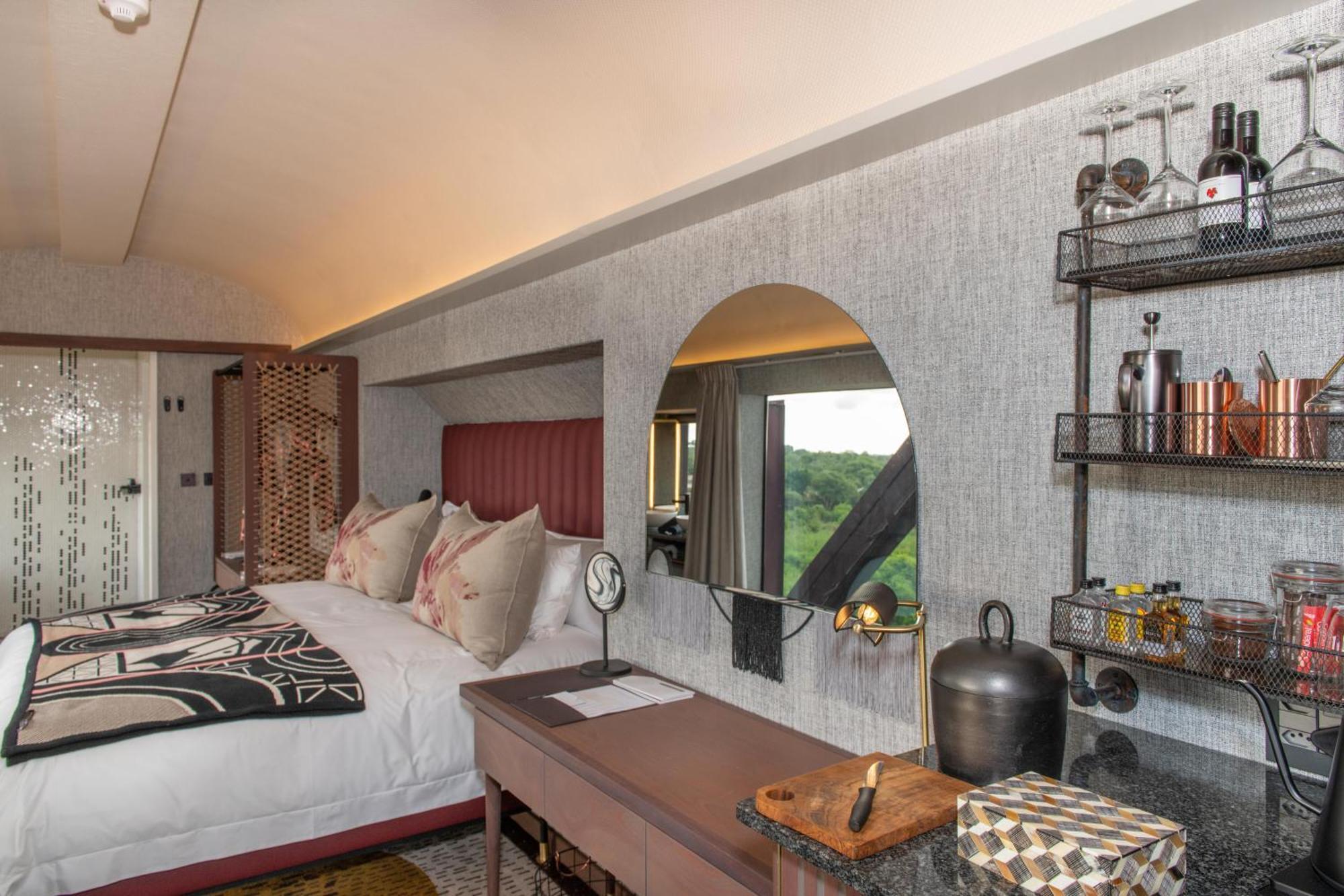 Kruger Shalati - Train on The Bridge&Garden Suites Skukuza Exterior foto